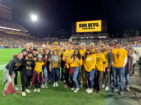 Group experience. Photo on the field.